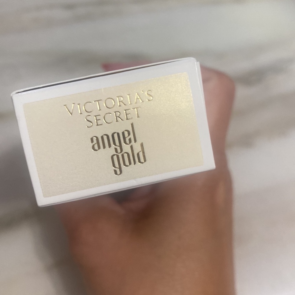 Victoria’s Secret Angel Gold Rollerball - Picture 3 of 4